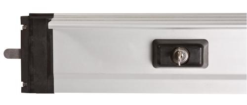 Manual lock on a Gortite roll-up door