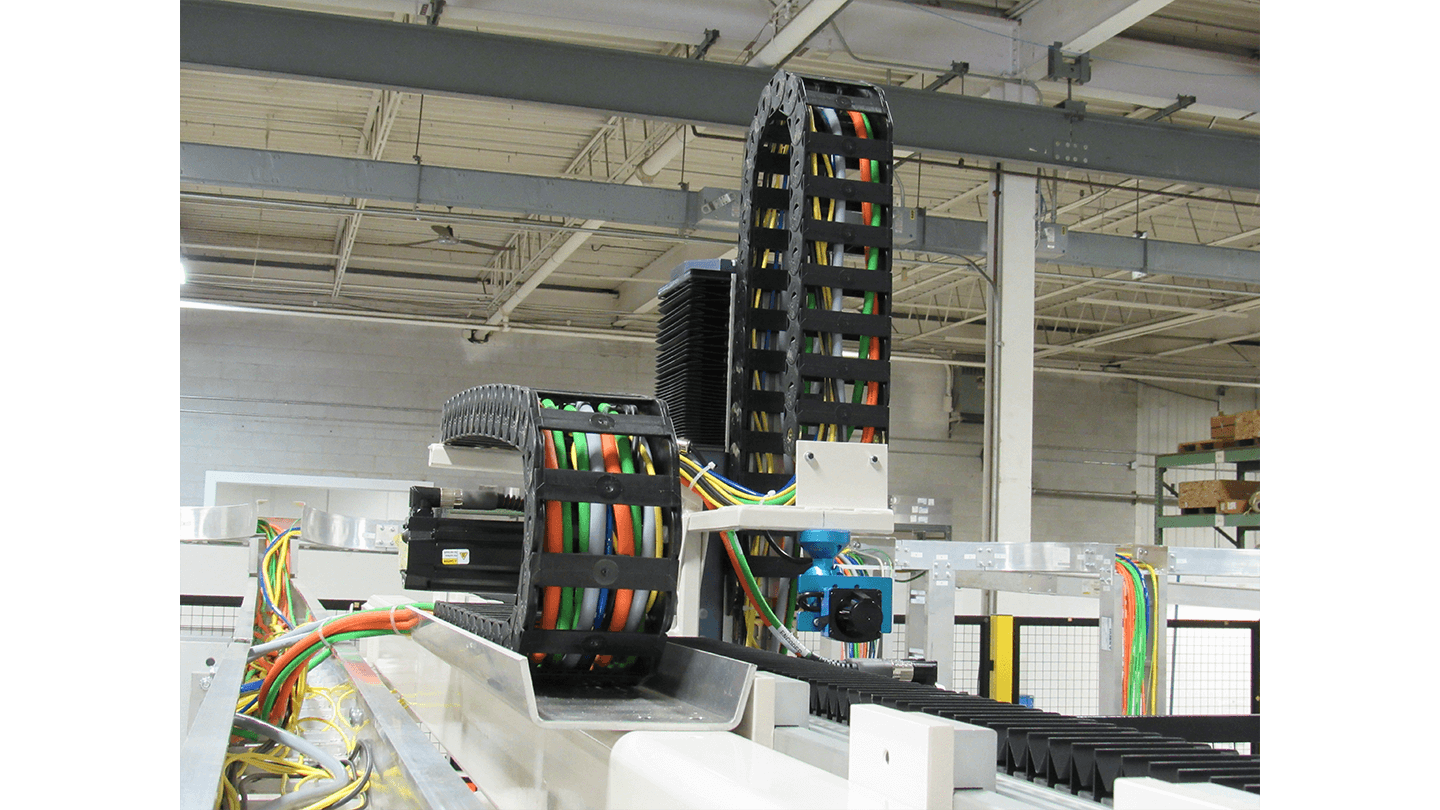 plastic-carrier-app-gantry
